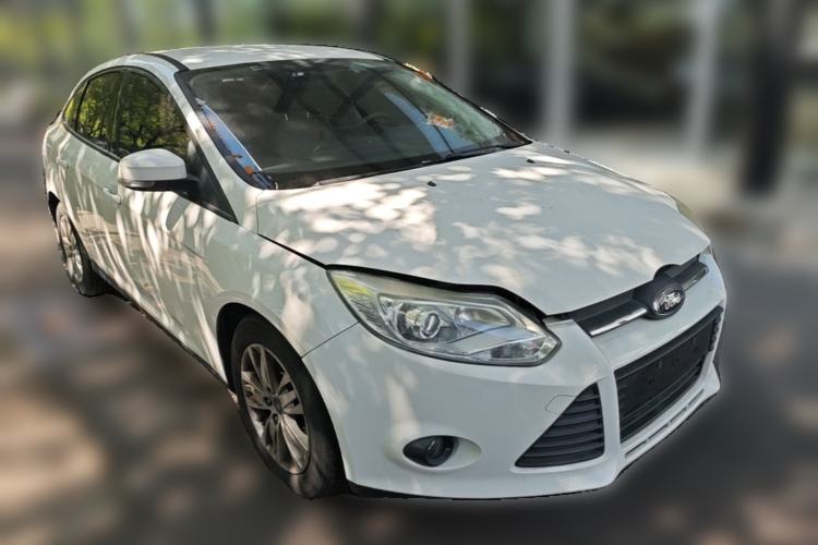 Used Ford Focus 2015 Sedan 1.6L Automatic Comfort Model Exterior 1