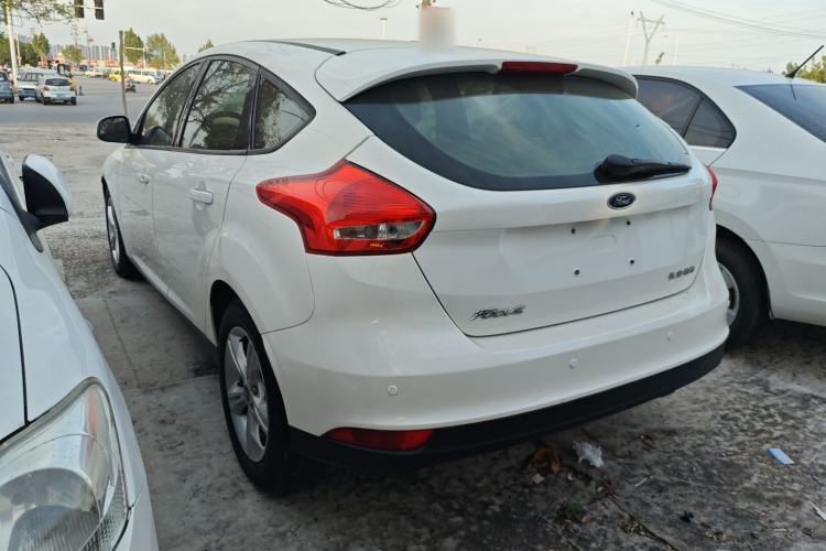 Used Ford Focus 2015 Hatchback 1.6L Automatic Comfort Model Exterior 2