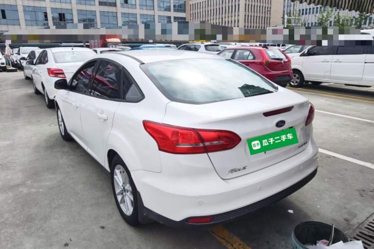 Used Ford Focus 2015 Sedan 1.6L Automatic Trend Model Exterior 2