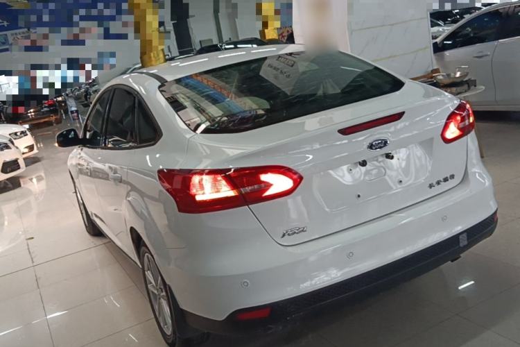 Used Ford Focus 2015 Sedan 1.6L Automatic Trend Model Exterior 2