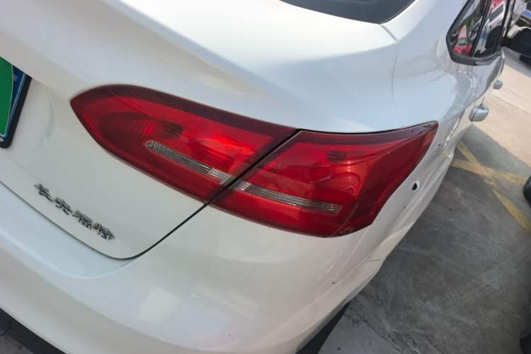 Used Ford Focus 2015 Sedan 1.6L Manual Comfort Model Exterior 3