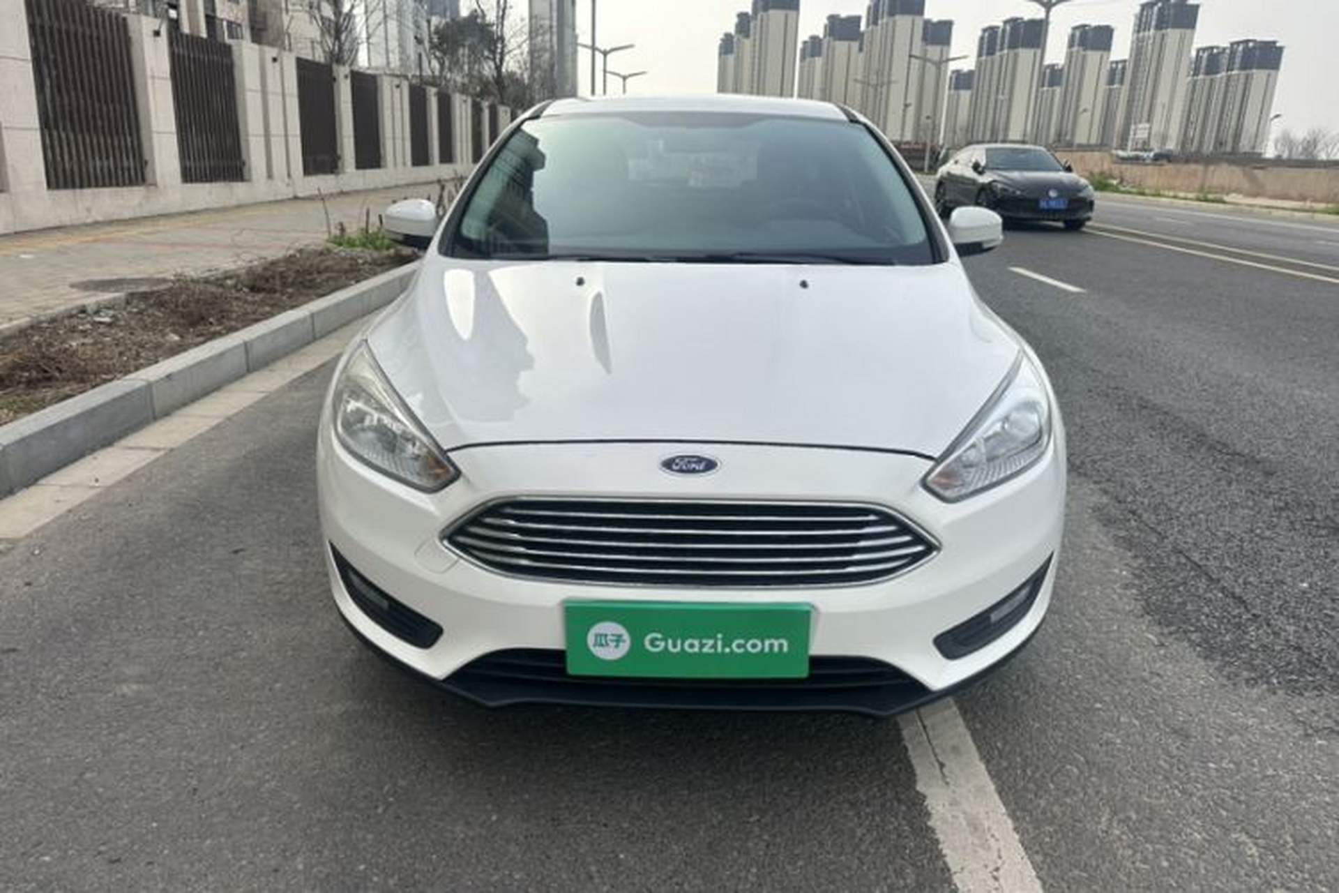 Used Ford Focus 2015 Hatchback 1.6L Manual Comfort Edition Exterior 4