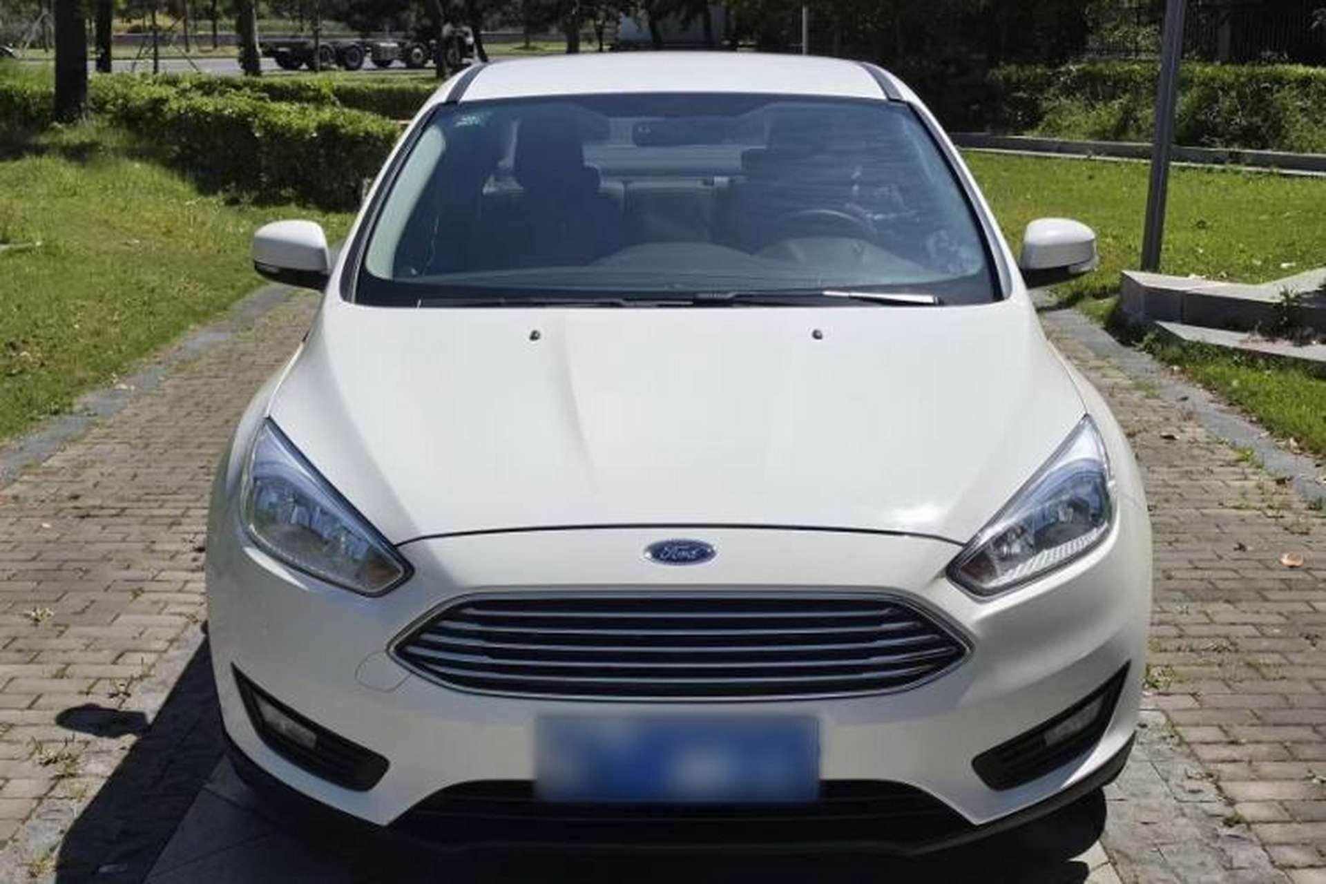 Used Ford Focus 2015 Sedan 1.6L Automatic Comfort Model Exterior 4