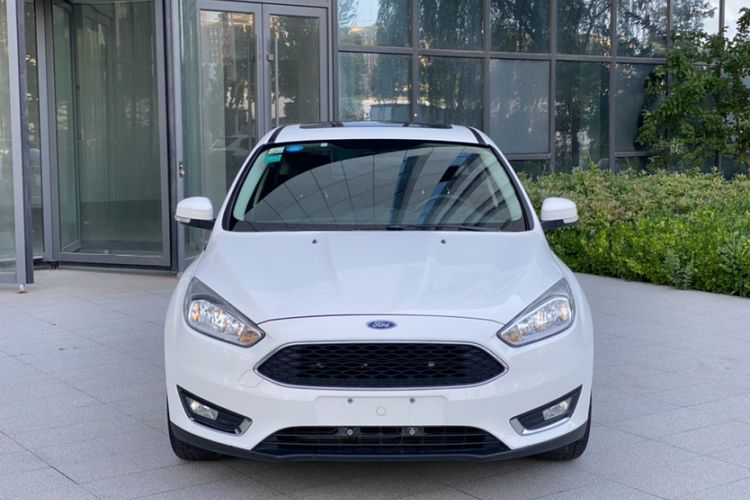 Used Ford Focus 2015 Hatchback 1.6L Manual Fashion Edition Exterior 5