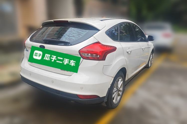 Used Ford Focus 2015 Hatchback 1.6L Automatic Fashion Edition Exterior 5