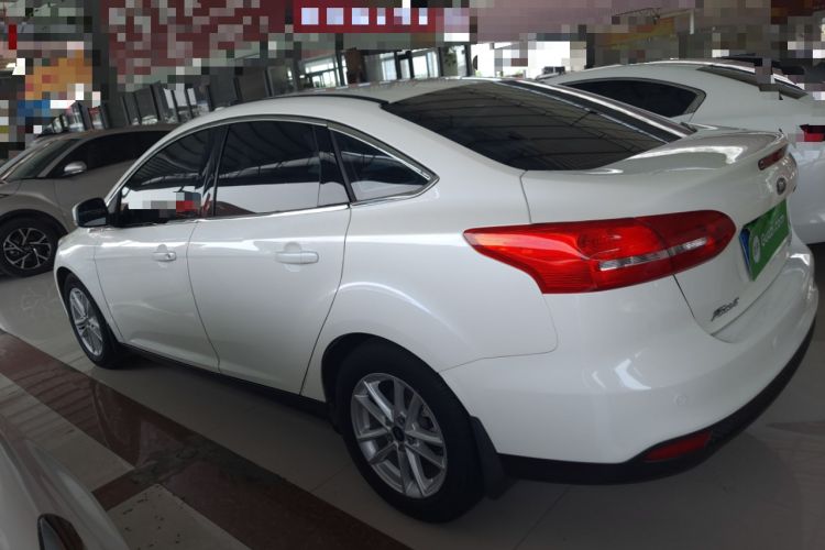 Used Ford Focus 2015 Sedan 1.6L Automatic Trend Model Exterior 5