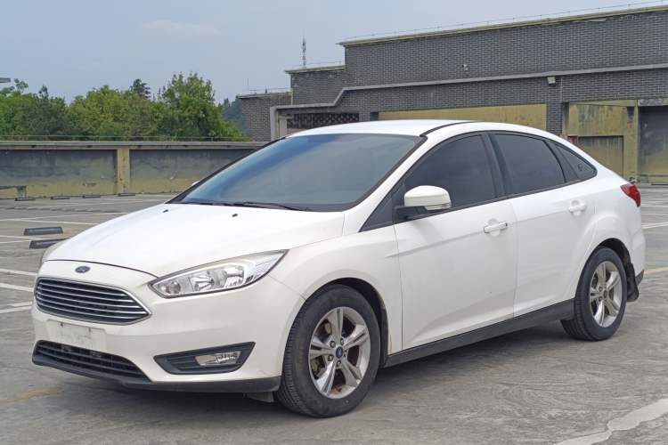 Used Ford Focus 2015 Sedan 1.6L Manual Comfort Model Exterior 7