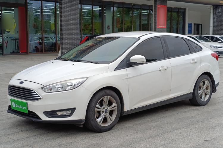 Used Ford Focus 2015 Sedan 1.6L Manual Comfort Model Exterior 8