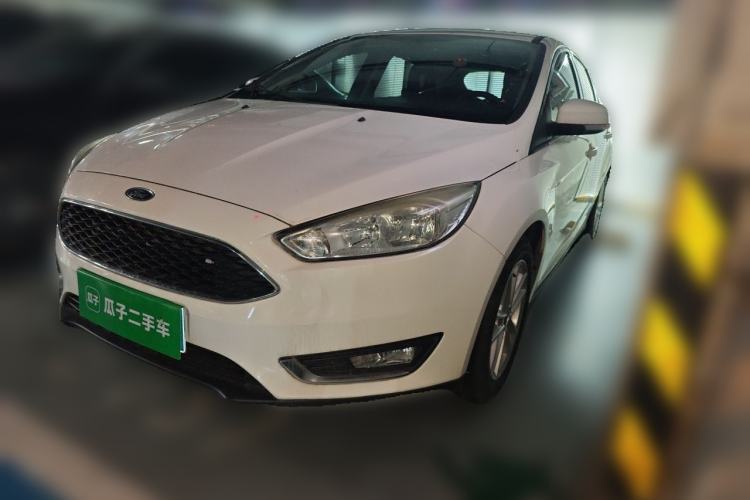 Used Ford Focus 2015 Hatchback 1.6L Automatic Fashion Edition Guazi used car, China used car export, Used car for sale, Used  cars, Cheapest cars for sale