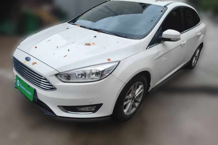 Used Ford Focus 2015 Sedan EcoBoost 180 Automatic Elite Model Guazi used car, China used car export, Used car for sale, Used cars, Cheapest cars for sale