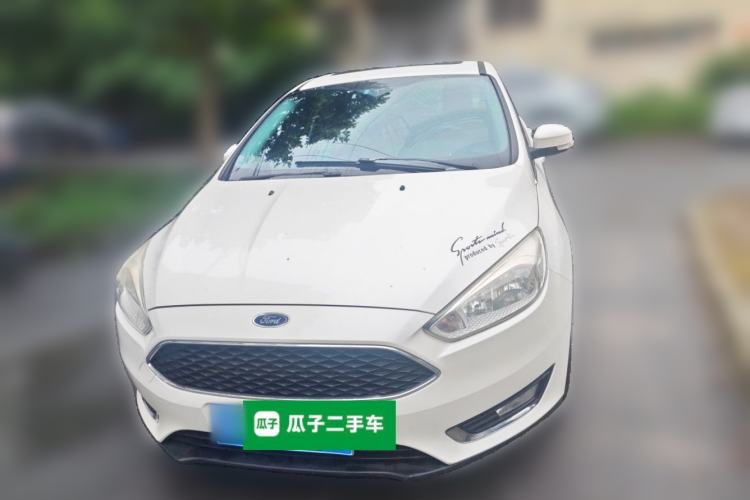 Used Ford Focus 2015 Hatchback EcoBoost 125 Automatic Supreme Style Edition Front