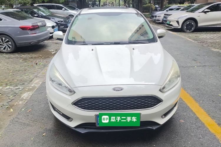 Used Ford Focus 2015 Hatchback 1.6L Automatic Fashion Edition Front