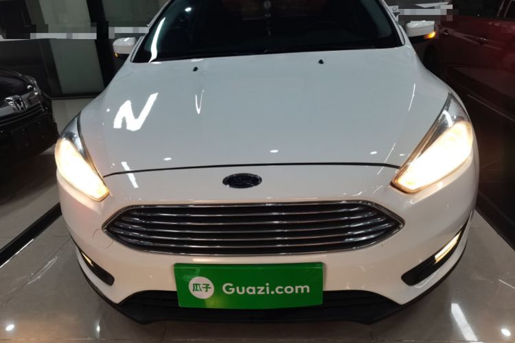 Used Ford Focus 2015 Sedan 1.6L Manual Fashion Edition Front