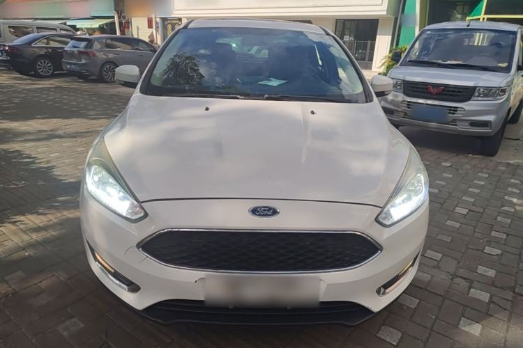 Used Ford Focus 2015 Hatchback 1.6L Automatic Fashion Edition Front