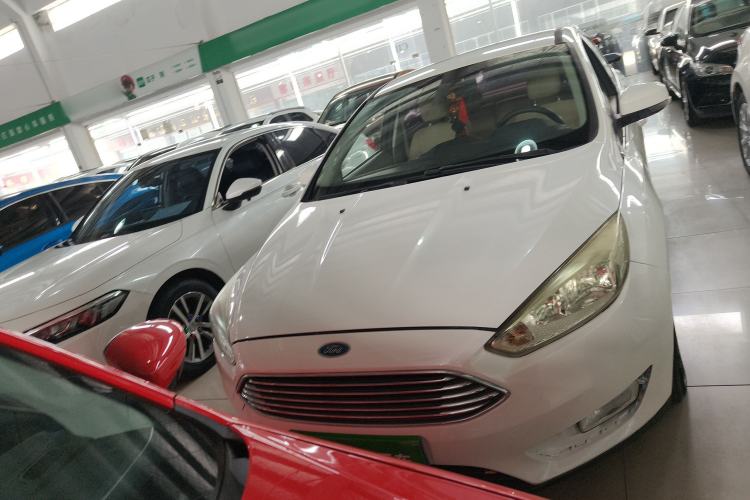 Used Ford Focus 2015 Sedan 1.6L Automatic Comfort Model Front