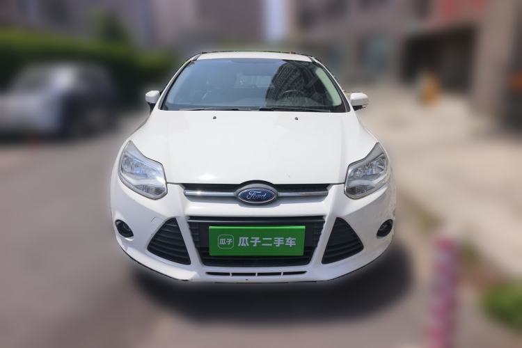 Used Ford Focus 2015 Hatchback 1.6L Manual Comfort Edition Front