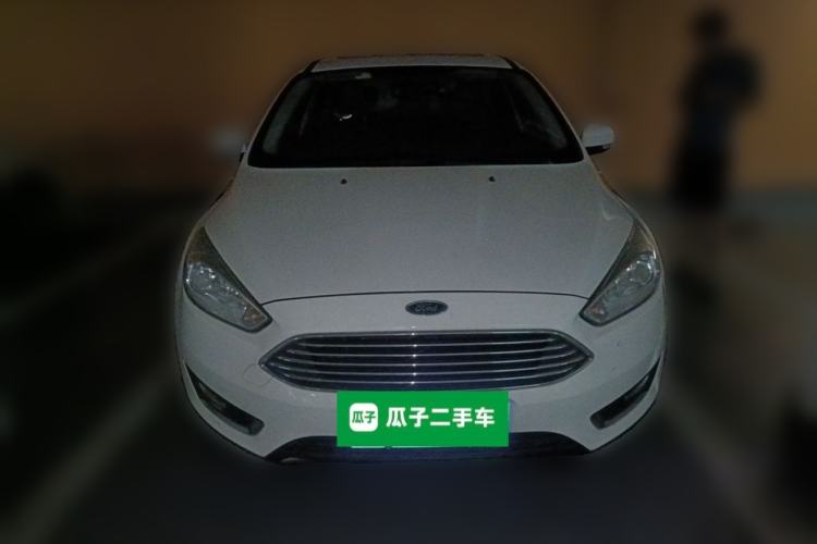 Used Ford Focus 2015 Sedan EcoBoost 125 Automatic Supreme Style Edition Front