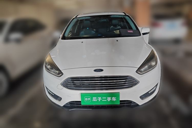 Used Ford Focus 2015 Sedan 1.6L Manual Fashion Edition Front