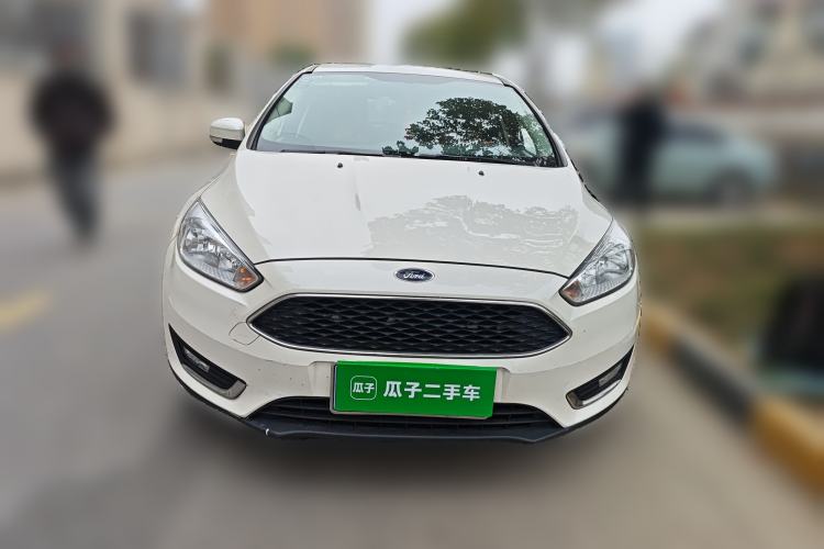 Used Ford Focus 2015 Hatchback 1.6L Automatic Fashion Edition Front