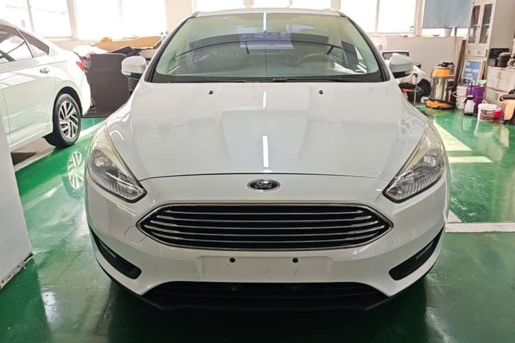 Used Ford Focus 2015 Sedan 1.6L Automatic Comfort Model Front