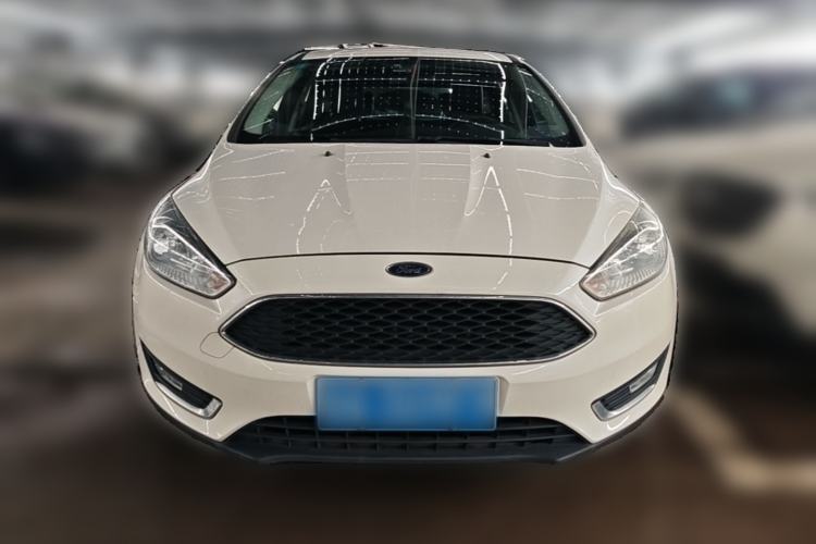 Used Ford Focus 2015 Hatchback EcoBoost 125 Automatic Supreme Style Edition Front