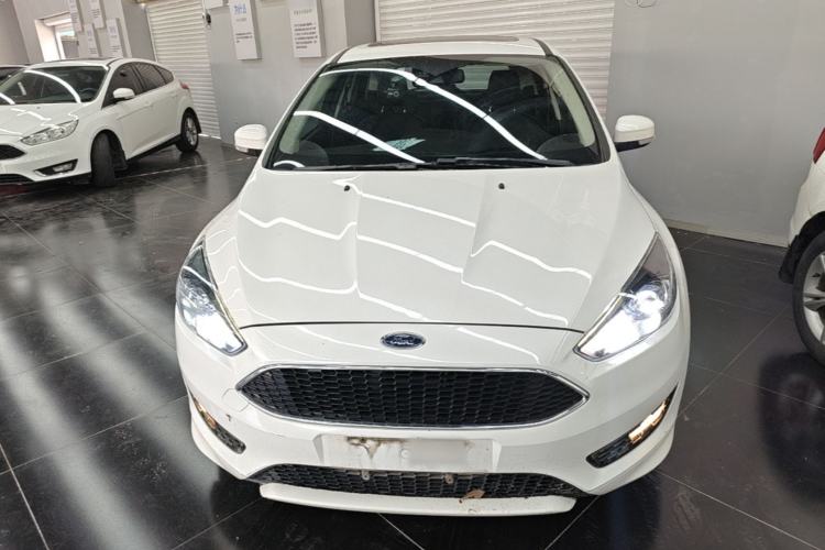 Used Ford Focus 2015 Hatchback EcoBoost 180 Automatic Sport Model Front