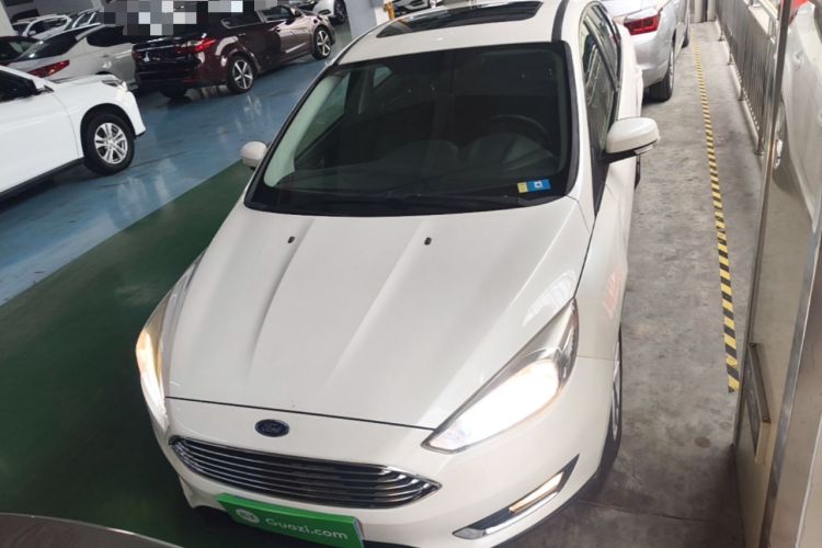 Used Ford Focus 2015 Sedan EcoBoost 125 Automatic Supreme Style Edition Front
