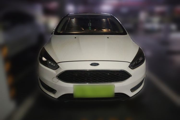 Used Ford Focus 2015 Hatchback 1.6L Manual Fashion Edition Front