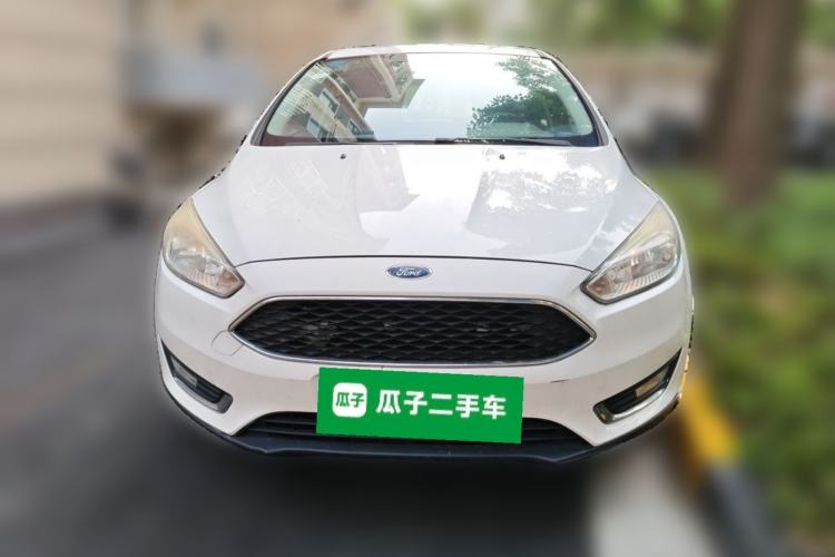 Used Ford Focus 2015 Hatchback 1.6L Automatic Fashion Edition Front
