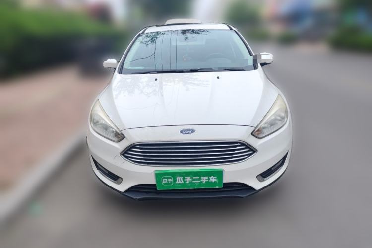 Used Ford Focus 2015 Sedan EcoBoost 125 Automatic Supreme Style Edition Front