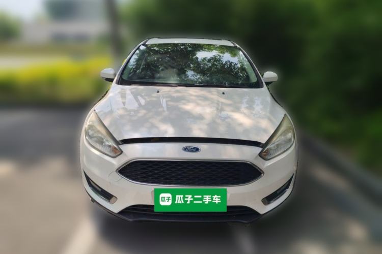 Used Ford Focus 2015 Hatchback EcoBoost 125 Automatic Supreme Style Edition Front