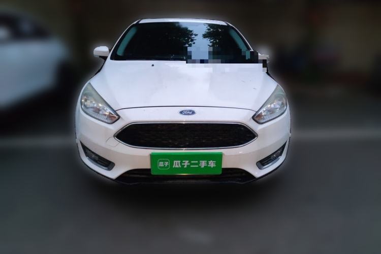 Used Ford Focus 2015 Hatchback EcoBoost 125 Automatic Supreme Style Edition Front