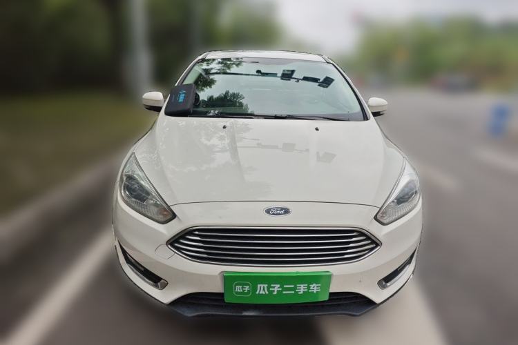 Used Ford Focus 2015 Sedan EcoBoost 125 Automatic Supreme Style Edition Front