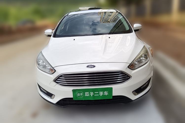Used Ford Focus 2015 Sedan EcoBoost 125 Automatic Supreme Style Edition Front