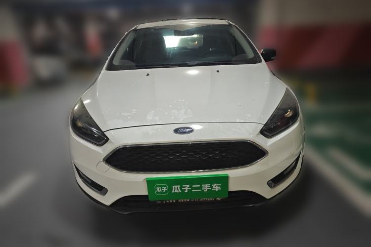 Used Ford Focus 2015 Hatchback EcoBoost 125 Manual – Ultra-Style Edition Front