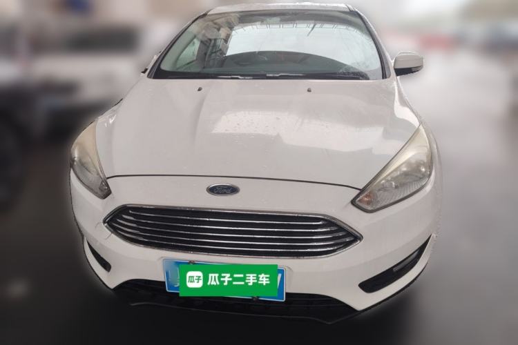 Used Ford Focus 2015 Sedan 1.6L Manual Comfort Model Front