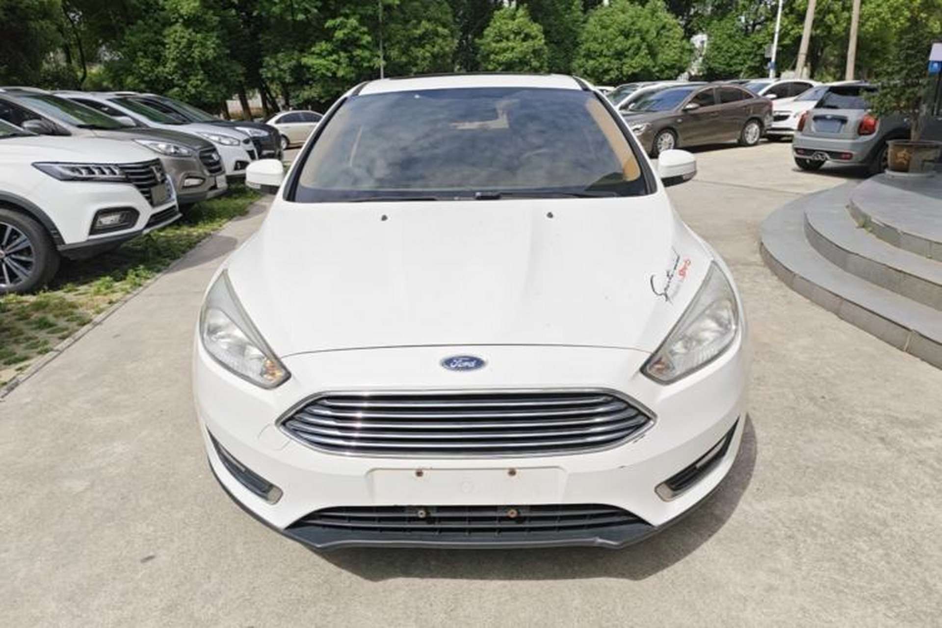 Used Ford Focus 2015 Sedan 1.6L Manual Fashion Edition Front