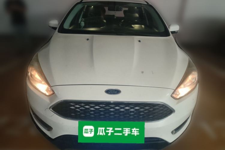 Used Ford Focus 2015 Hatchback 1.6L Automatic Fashion Edition Front