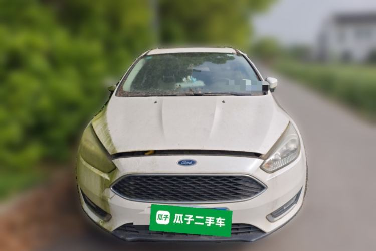 Used Ford Focus 2015 Hatchback EcoBoost 125 Automatic Supreme Style Edition Front