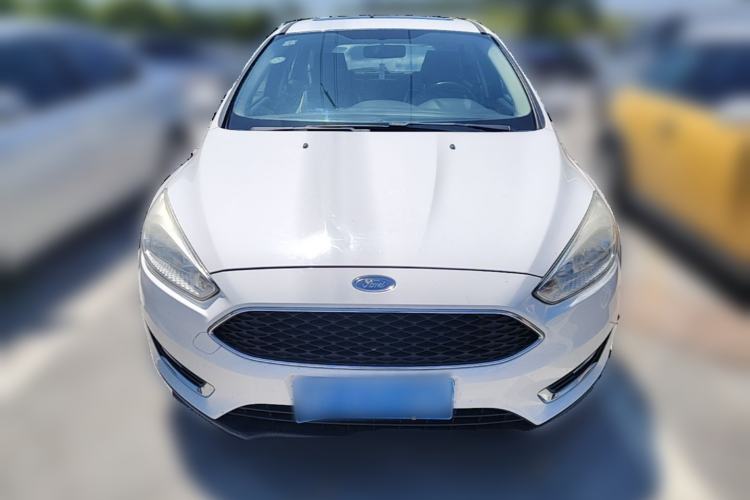 Used Ford Focus 2015 Hatchback EcoBoost 125 Automatic Supreme Style Edition Front
