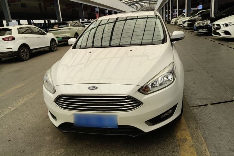 Used Ford Focus 2015 Sedan EcoBoost 180 Automatic Elite Model Front