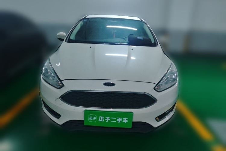 Used Ford Focus 2015 Hatchback EcoBoost 125 Manual – Ultra-Style Edition Front
