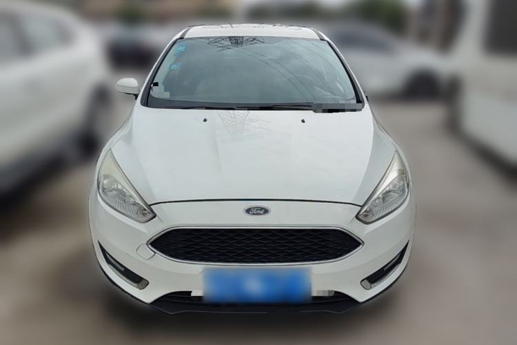 Used Ford Focus 2015 Hatchback EcoBoost 125 Automatic Supreme Style Edition Front