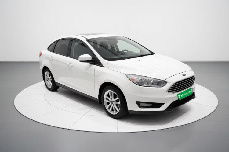 Used Ford Focus 2015 Sedan 1.6L Automatic Trend Model Front Right 45 Deg
