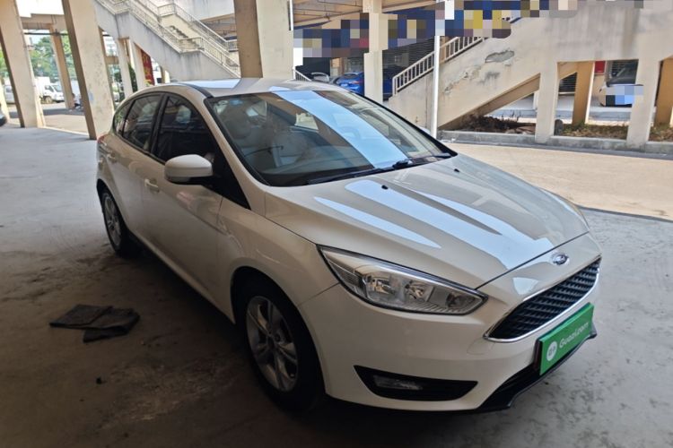 Used Ford Focus 2015 Hatchback 1.6L Automatic Comfort Model Front Right 45 Deg