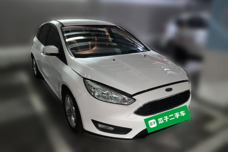 Used Ford Focus 2015 Hatchback 1.6L Automatic Comfort Model Front Right 45 Deg