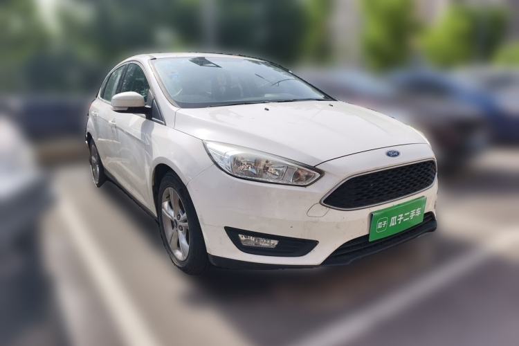 Used Ford Focus 2015 Hatchback 1.6L Automatic Comfort Model Front Right 45 Deg