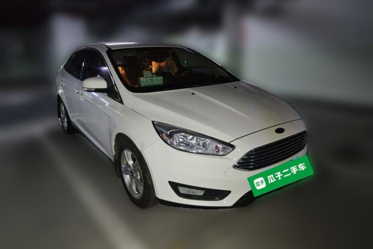 Used Ford Focus 2015 Sedan 1.6L Automatic Comfort Model Front Right 45 Deg