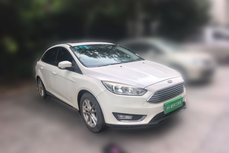 Used Ford Focus 2015 Sedan 1.6L Automatic Trend Model Front Right 45 Deg