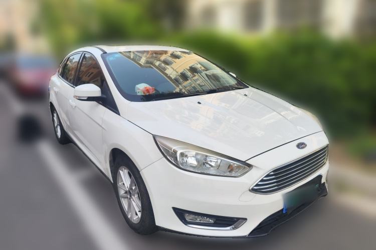 Used Ford Focus 2015 Sedan 1.6L Automatic Trend Model Front Right 45 Deg